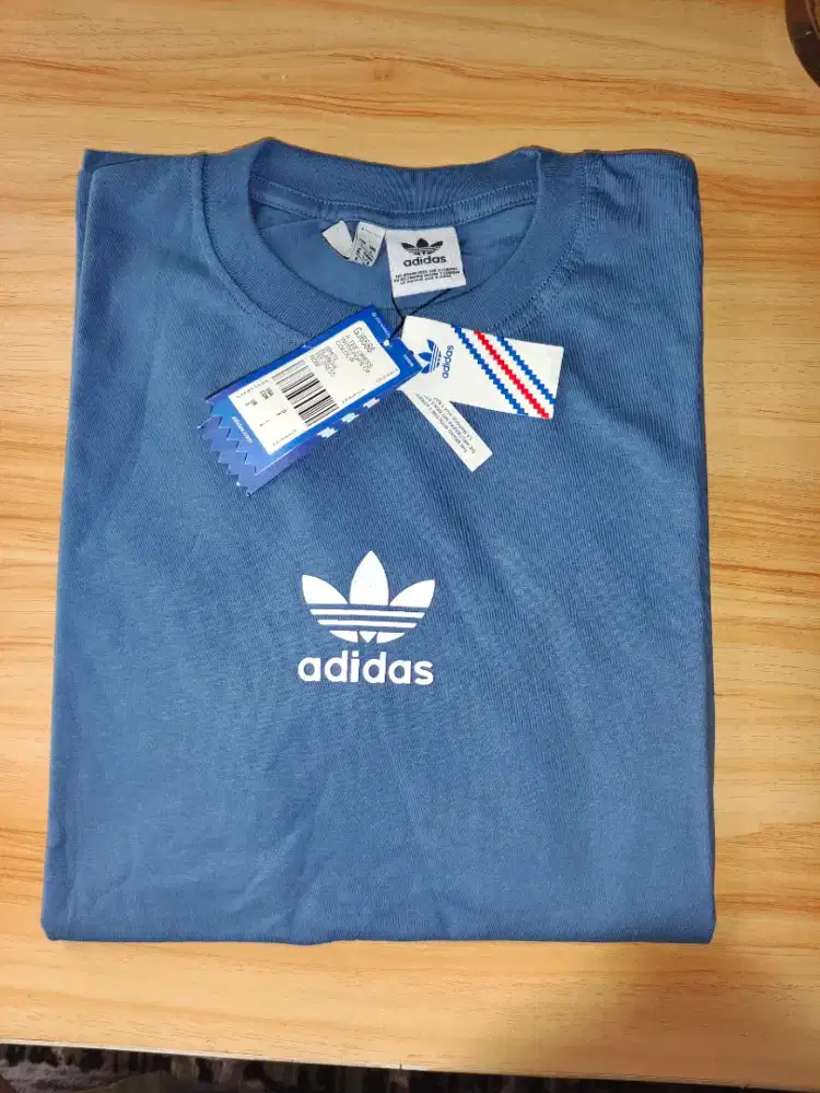 t-shirt Adidas L