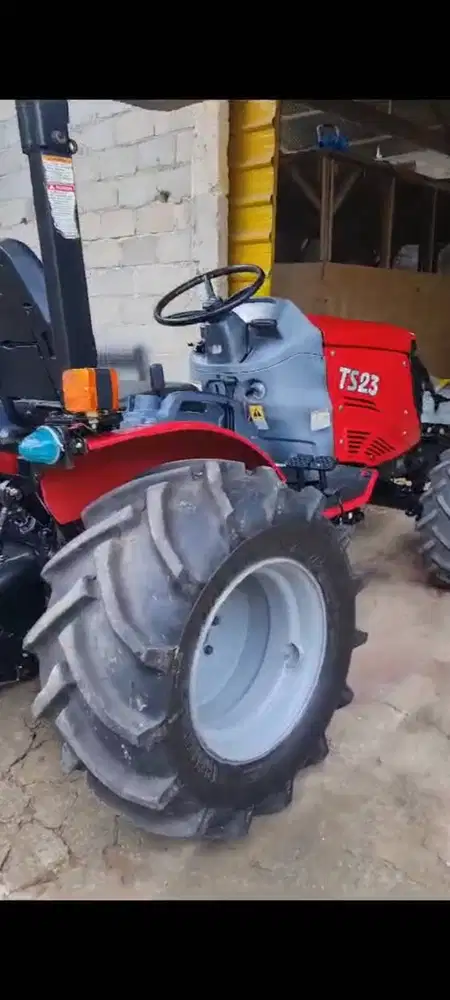 Traktor Mini 4 roda Tym