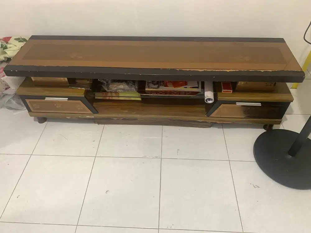 Bufet tv minimalis