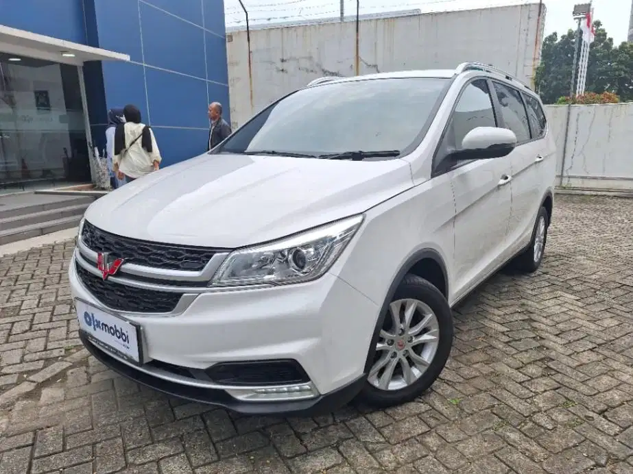 DP MURAH Wuling Cortez 1.5S T Lux Bensin-AT 2022 Putih CWIMB