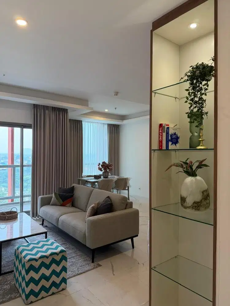 SQ Res 2BR apartemen sewa