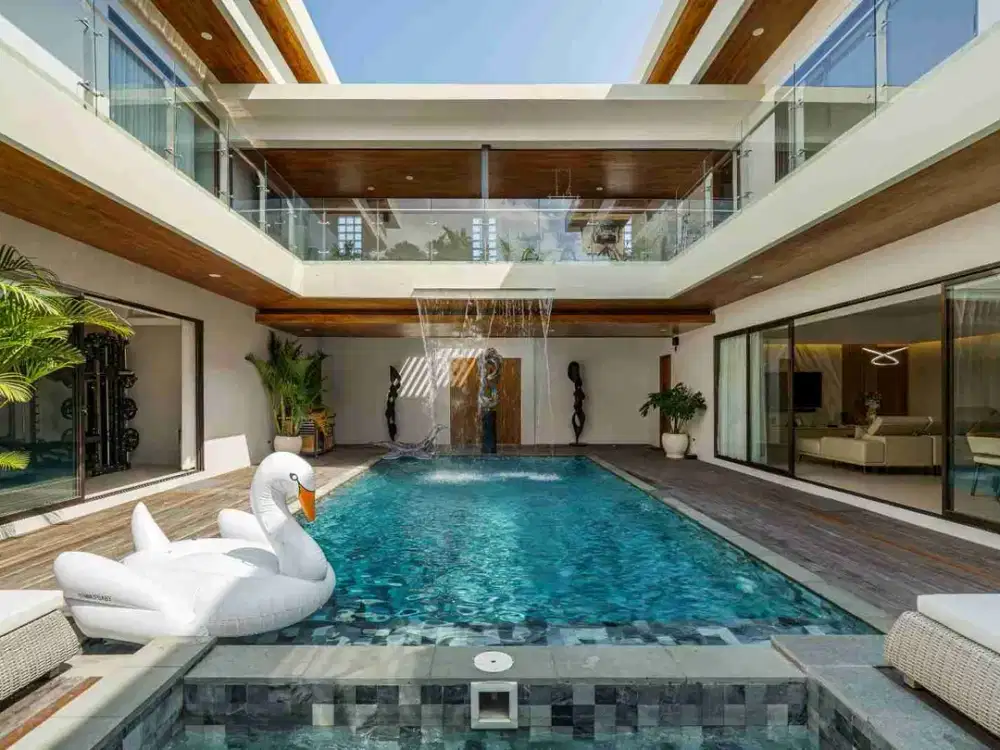 Luxury Villa Modern Kontemporer Seminyak Dekat Pantai