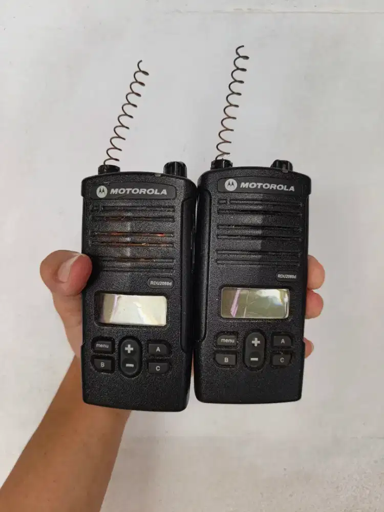 HT Motorola RDU 2080D bekas