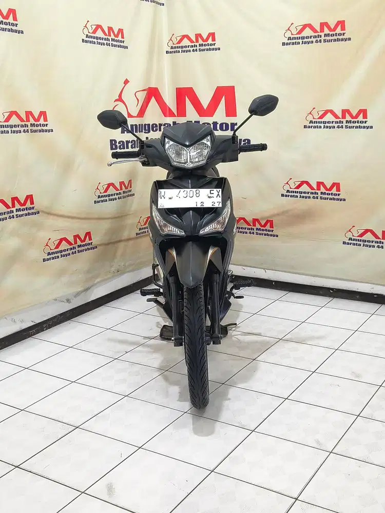 Honda supra x 125 fi Tahun 2022 warna hitam