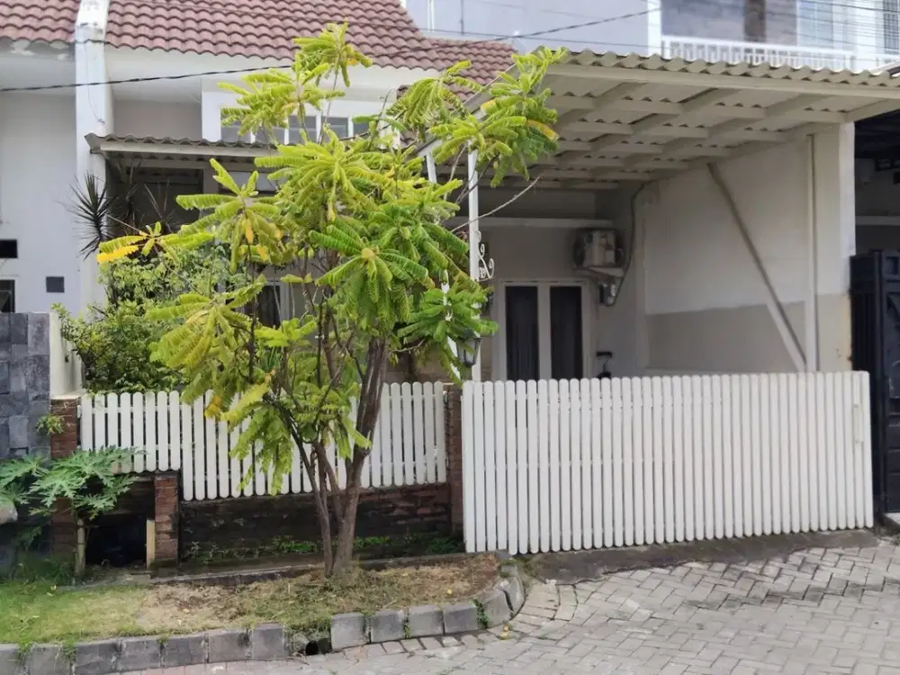 Dijual rumah Taman Wisata Regency mepet Surabaya barat