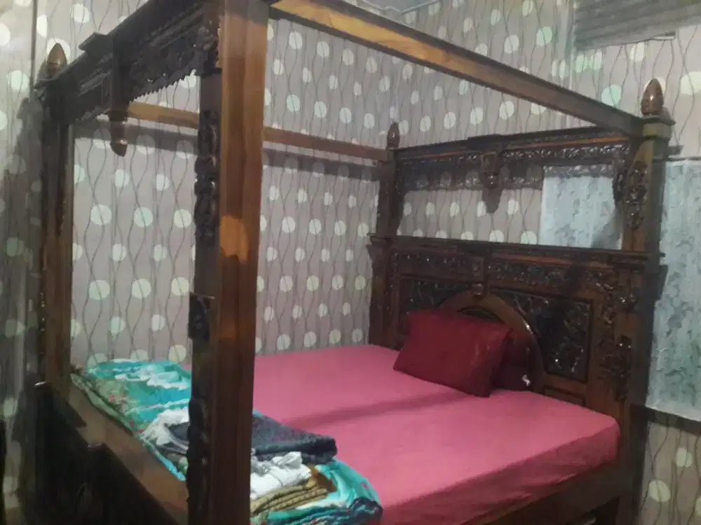 Ranjang Jati (Ranjang Kayu Jati)