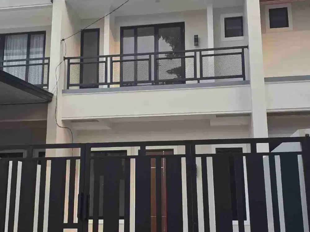 dijual rumah di citra raya Cikupa cluster telaga mediterania jalan utama
