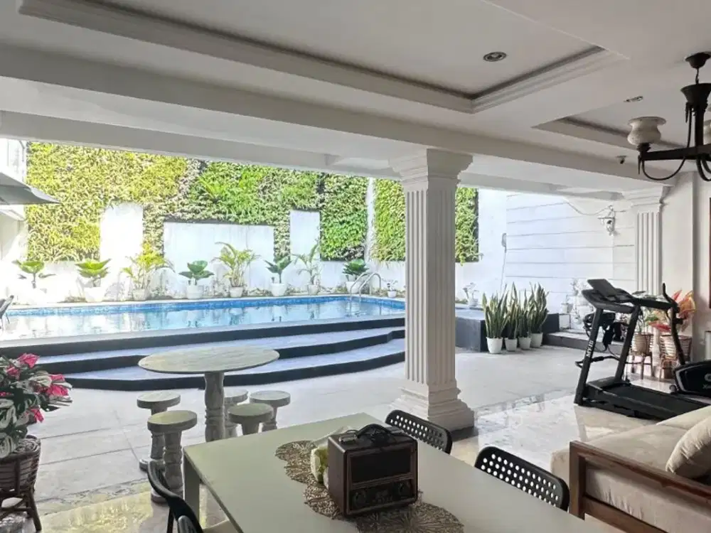 RUMAH MEWAH DI CIPETE UTARA JAKARTA SELATAN DENGAN PRIVATE POOL