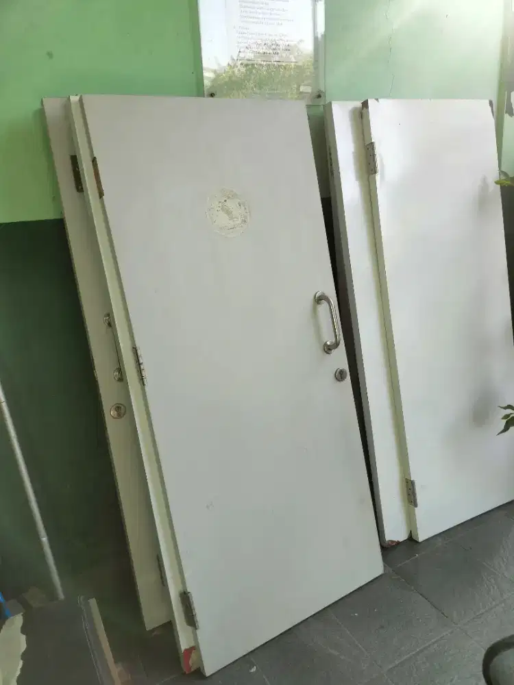 Pintu multipleks tebal lapisan HPL ukuran 165X70 cm Bekas Bagus Rp:250