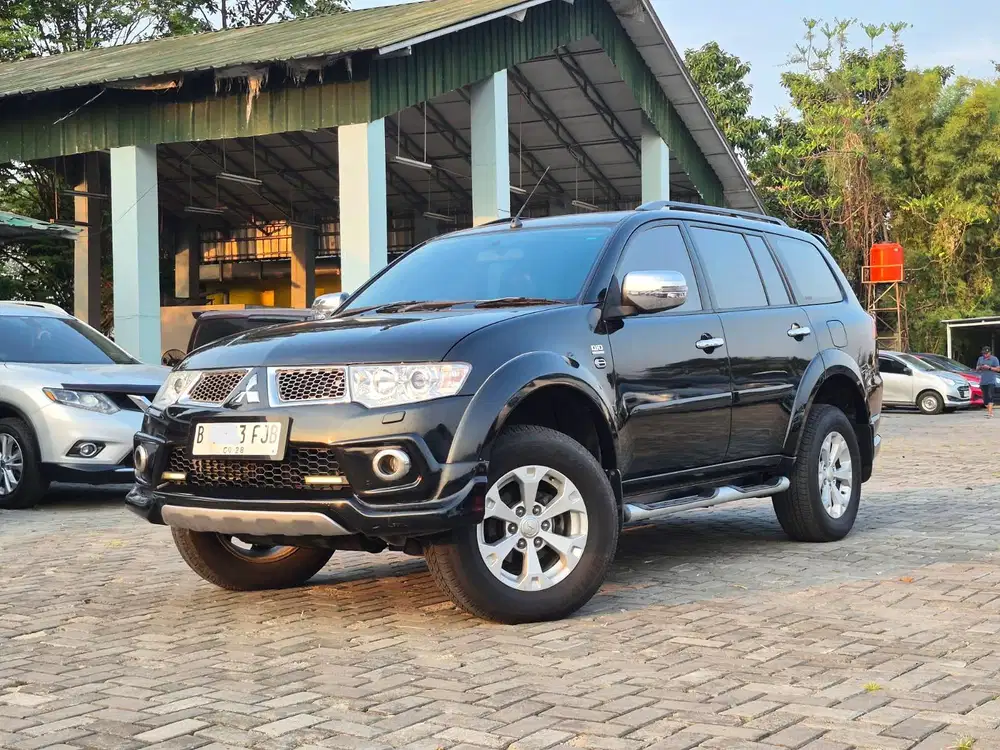 Pajero Sport Dakar Limited 2.5 AT 2013