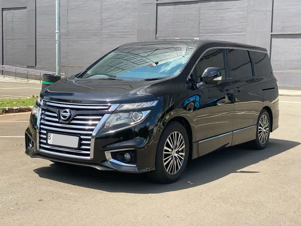 NISSAN ELGRAND HWS 2.5 AT 2014 HITAM