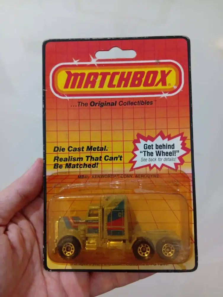 MATCHBOX SUPERFAST #41 GRAY KENWORTH CONV. AERODYNE