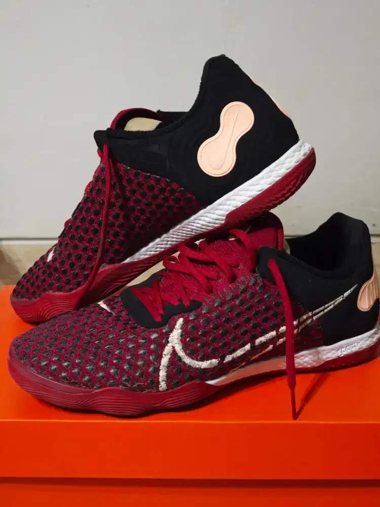 WTS Nike React Gato IC Play Mode - Cardinal Red