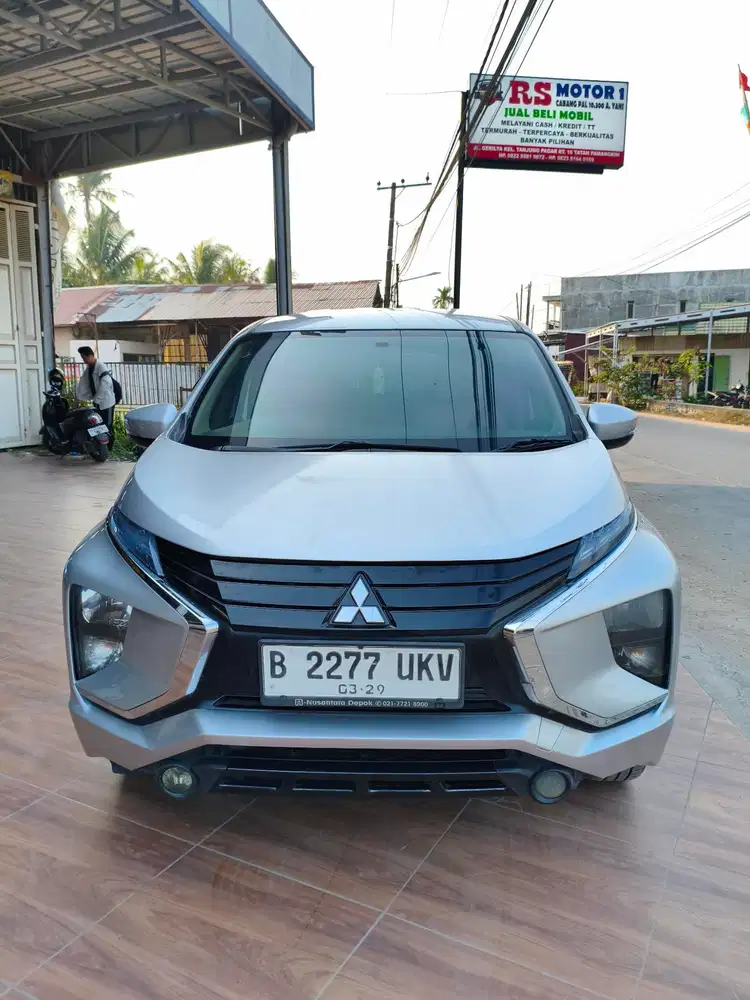MITSUBISHI XPANDER GLS 1.5 2018 M/T
‎WARNA SILVER METALIK