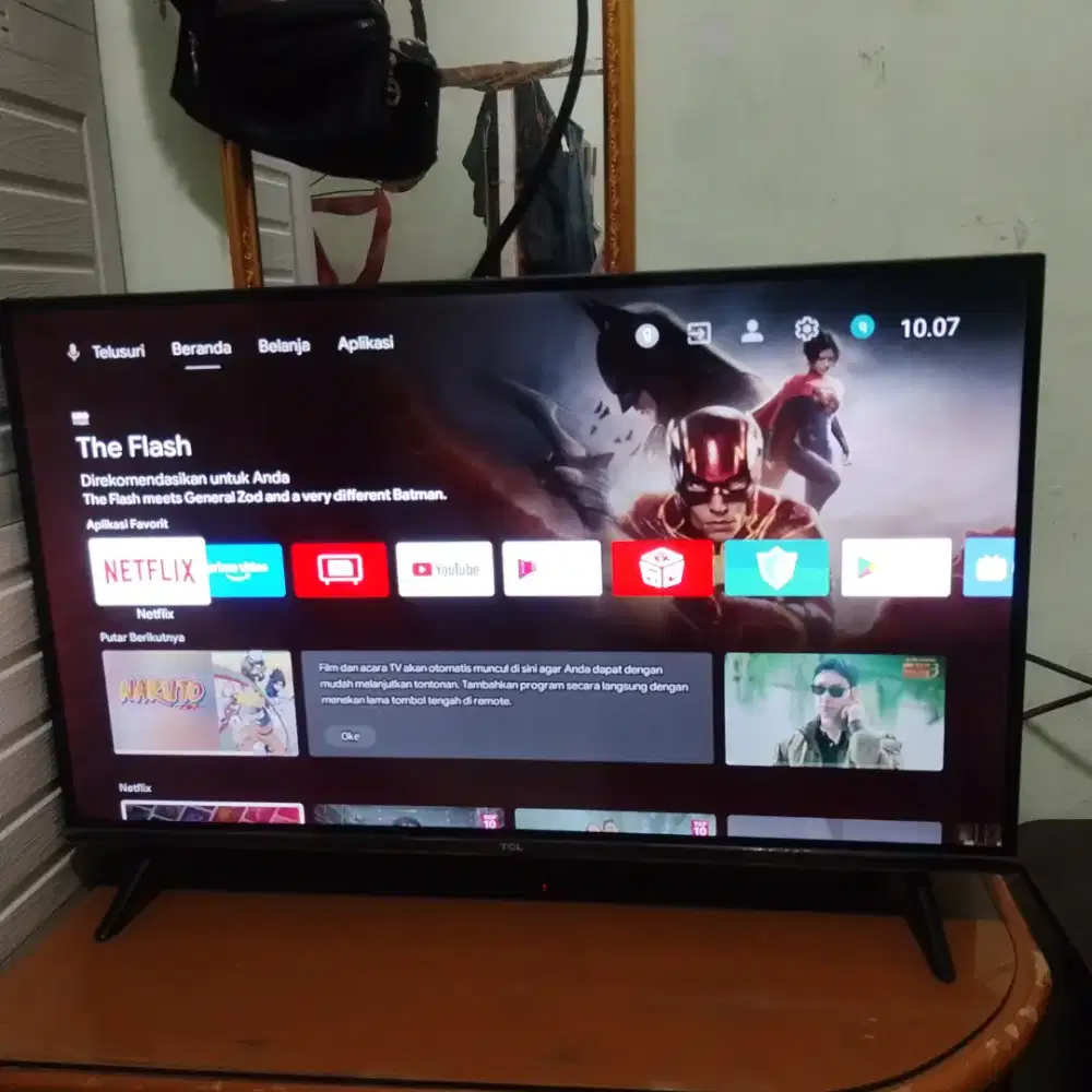 Tv android 32 inci TCL mulus no minus blm pernah rusak atau service