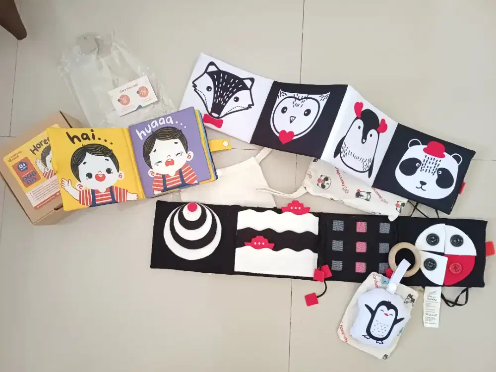 Bundling. Baby book fox&bunny dan tentang kita