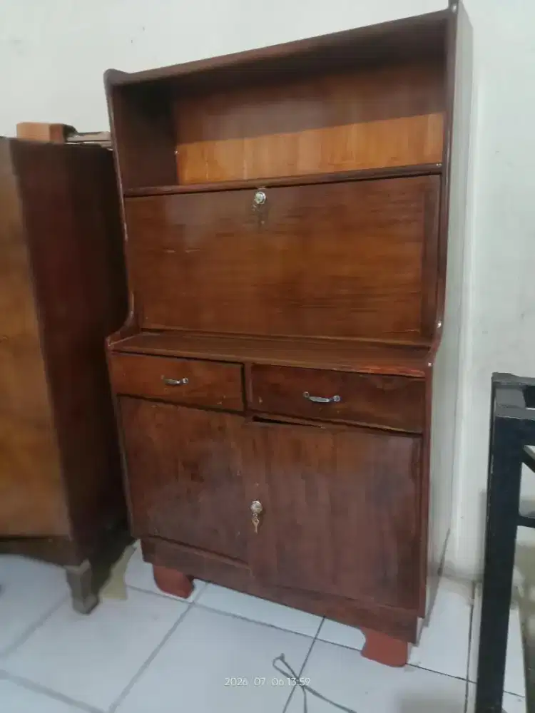 Meja belajar kayu jati antik tua bekas nogor cibanteng thunder 1970