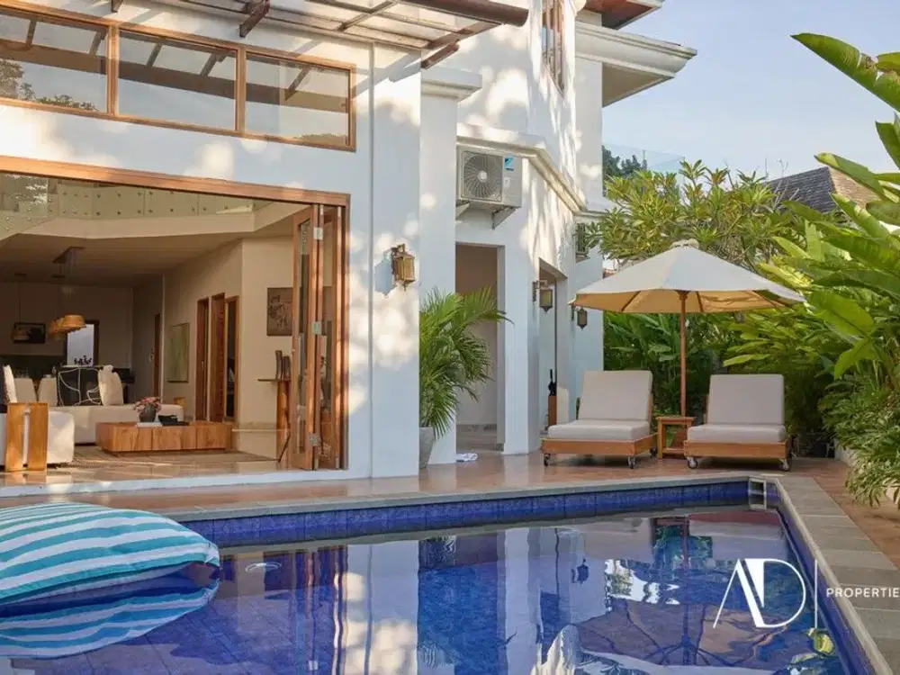 FREEHOLD | MODERN 5-BEDROOM LUXURY VILLA IN SEMINYAK