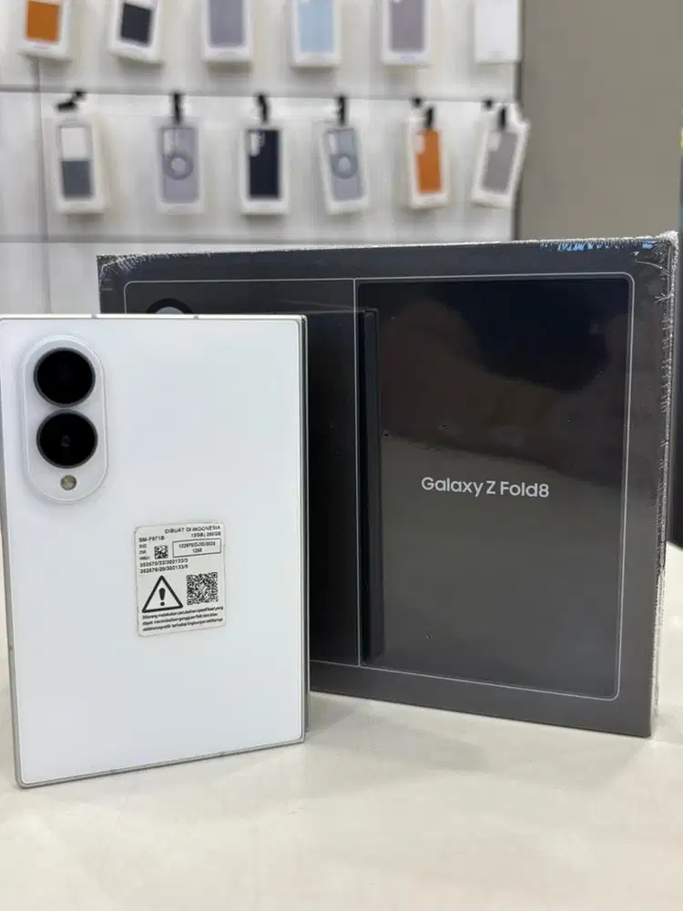 Samsung Z Fold8 garansi resmi free accesories original