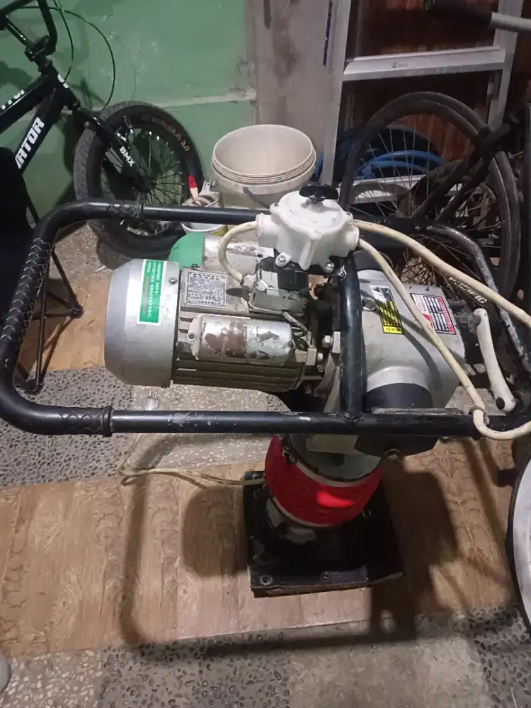 Stamper kuda elektrik