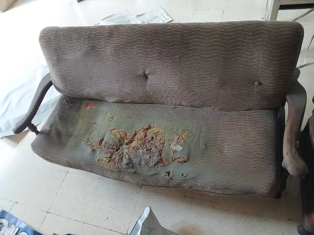 kursi jati, kursi sofa jati, ukuran besar, kondisi sesuai foto