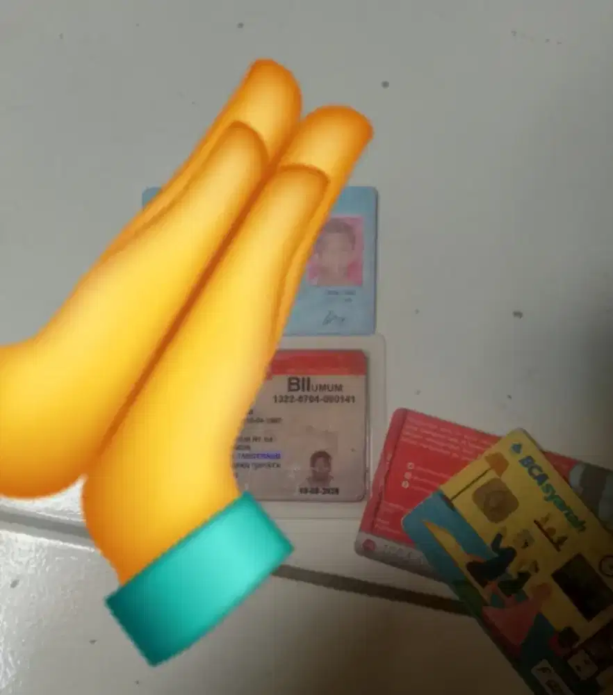 Saya mencari kerja dengan bisa melampirkan persyaratan SIM KTP SKCK