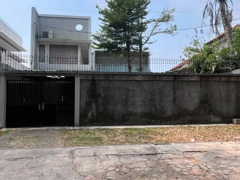 Di Jual Lelang Rumah 2 Lantai di Perumahan Griya Loka, Kelurahan (Dh. Desa) Rawa Buntu, Kecamatan Serpong, Kota Tangerang Selatan