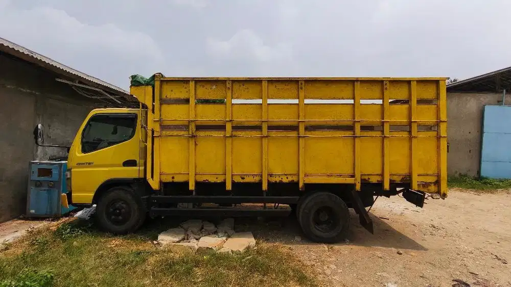 Mitsubishi canter Fe73