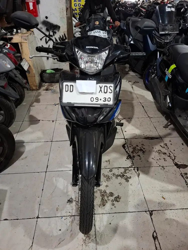 Honda Revo Fit 110cc 2025 Hitam