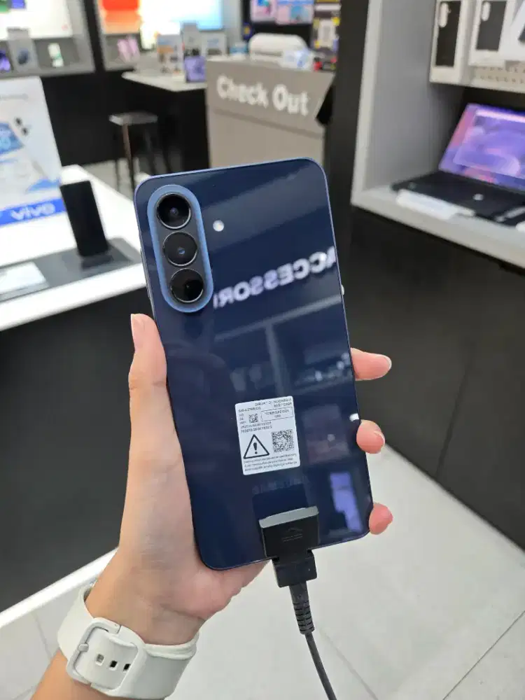 SAMSUNG A57 NEW GARANSI RESMI GRATIS ADAPTOR