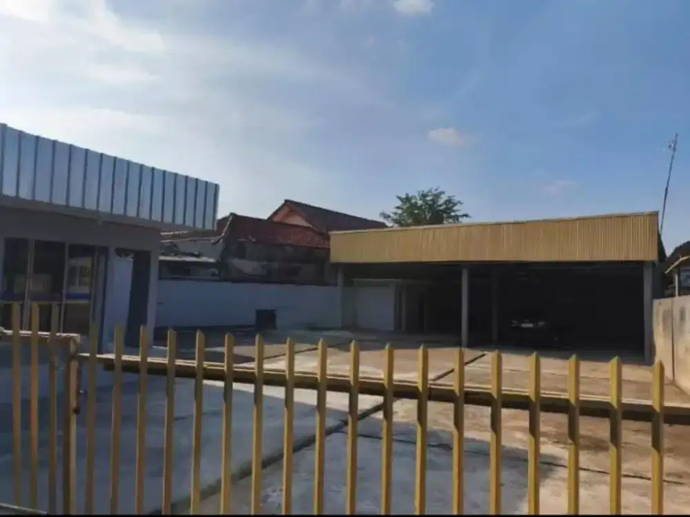 Disewakan bangunan bisa untuk cuci steam. Maupun gudang di Cipinang Duren Sawit