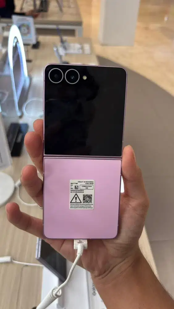 KREDIT SAMSUNG ZFLIP8 PAKAI HOME CREDIT TANPA DP BAYAR BULAN DEPAN