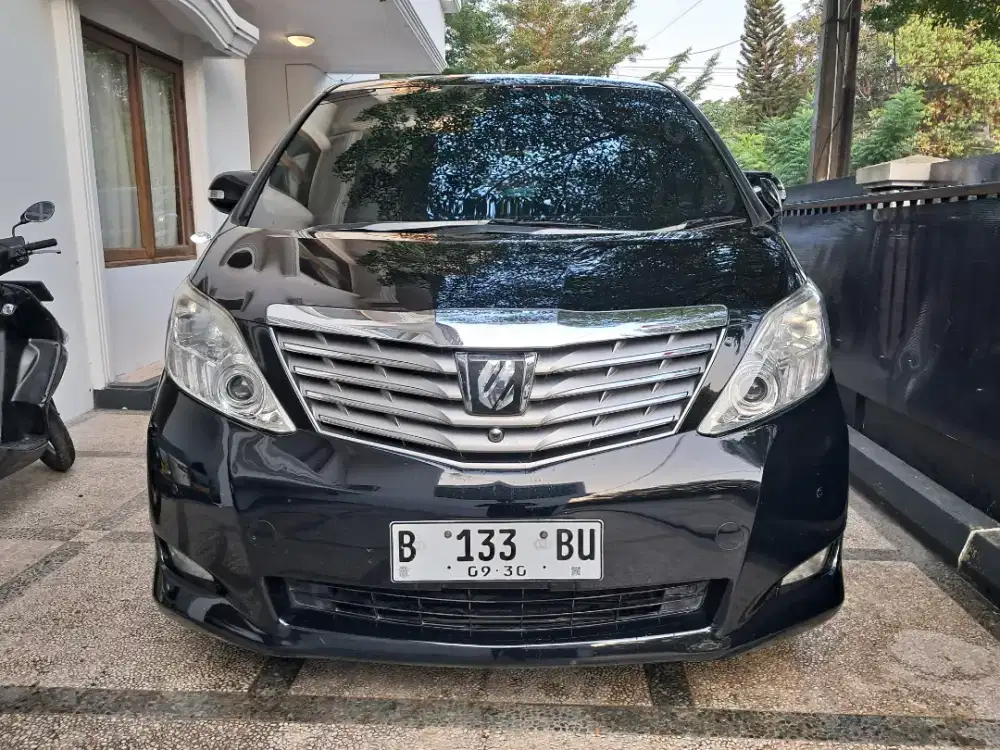 Alphard premium sound tahun 2010 tipe Tertinggi
