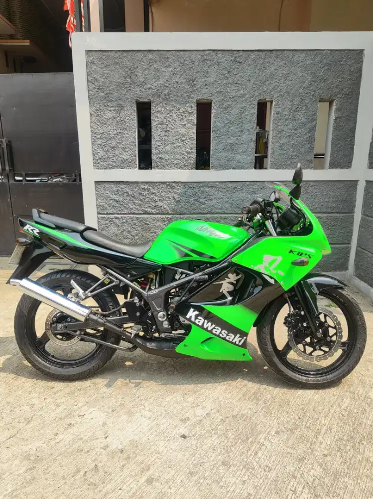 Kawasaki Ninja RR Tahun 2013 Surat Lengkap