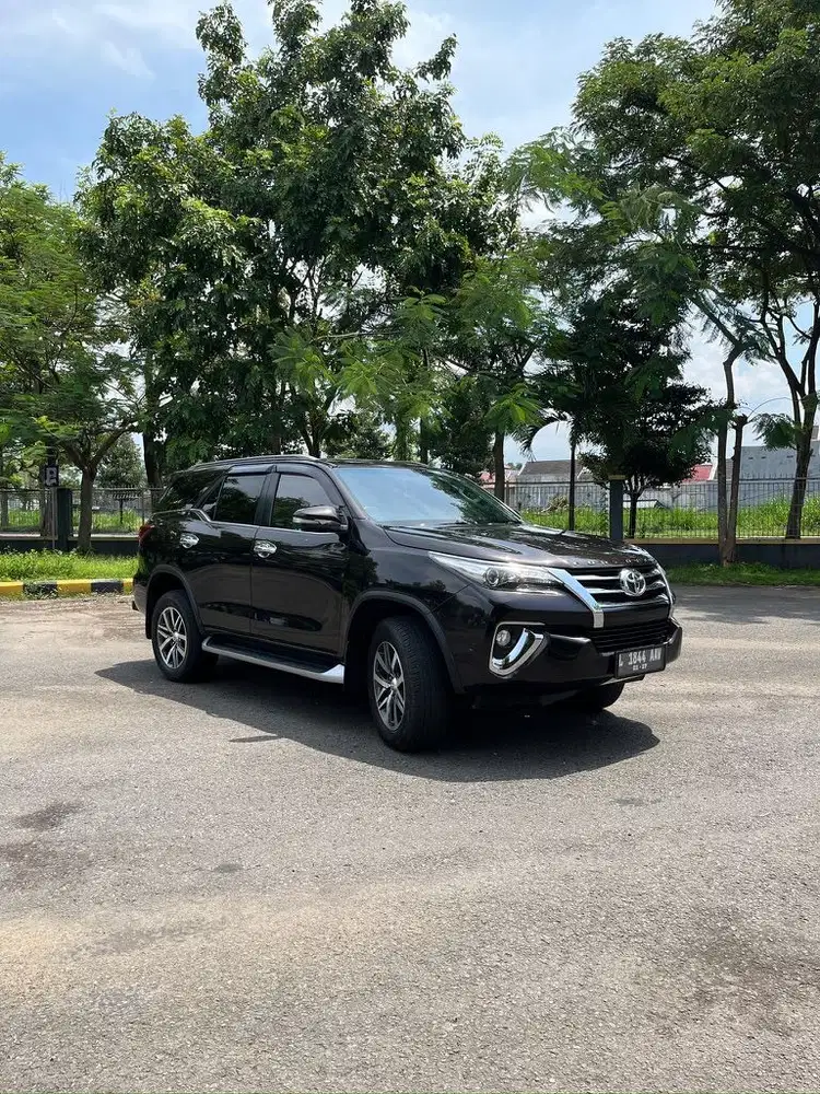 TOYOTA FORTUNER VRZ 2.4 2016 MATIC DIESEL