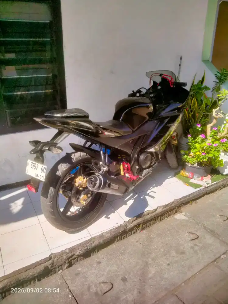 R limabelas lengkap pajak hidup murah