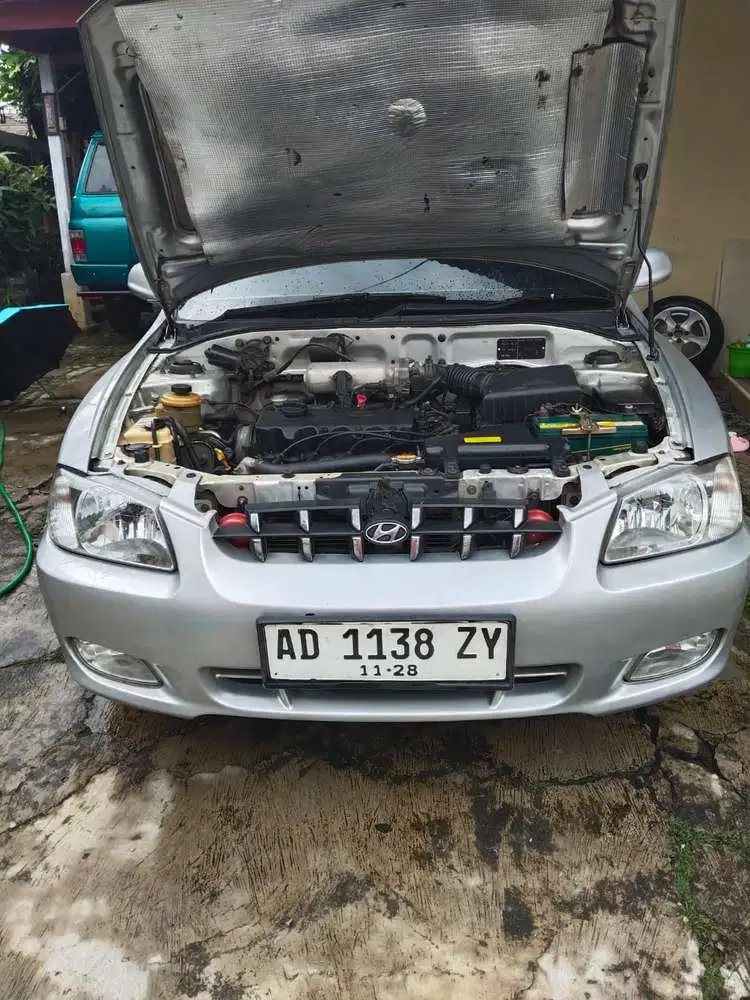 Hyundai Accent Verna mulus dan murah