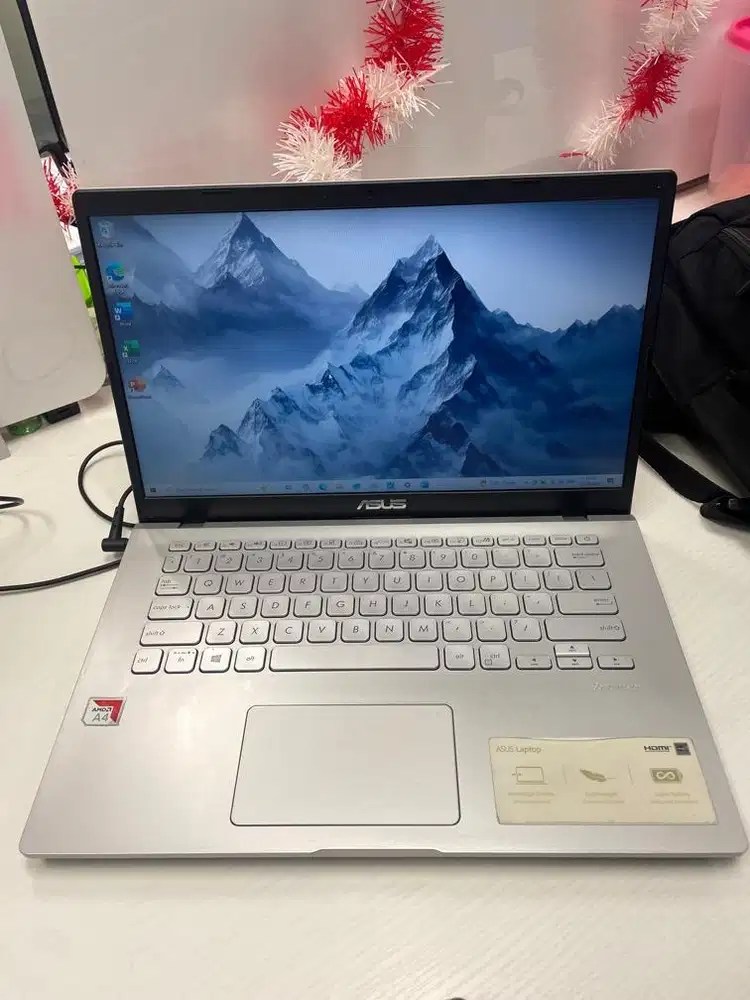 Laptop Asus M409BA