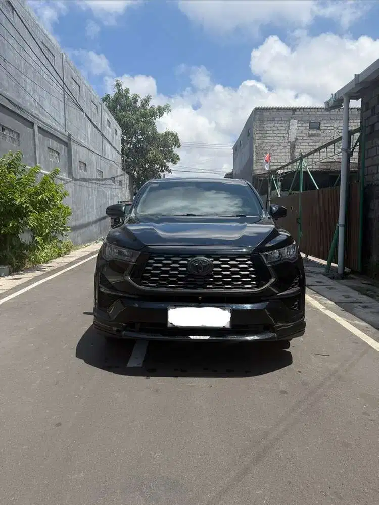 Toyota Innova Zenix 2023 V Hybrid