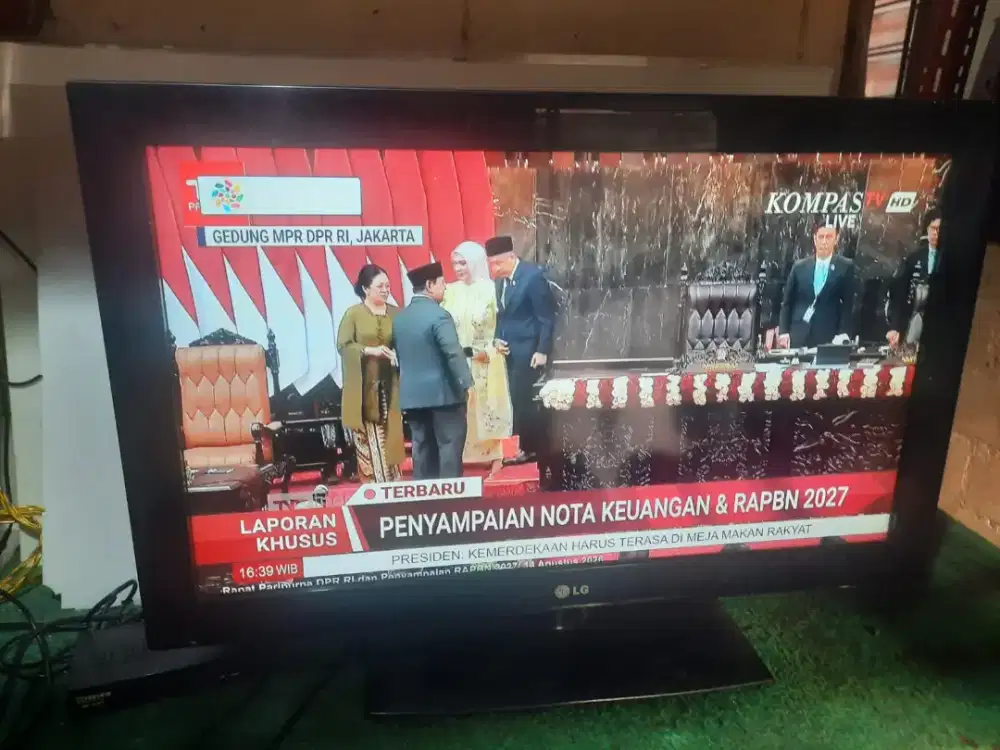 Lcd Toshiba 24 in Ama stbnya