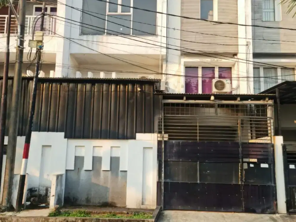 rumah 3 lantai lokasi strategis di sunter