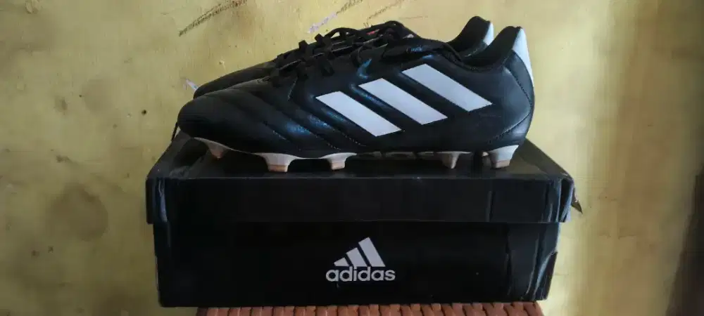 Sepatu bola Adidas Goletto vii FG