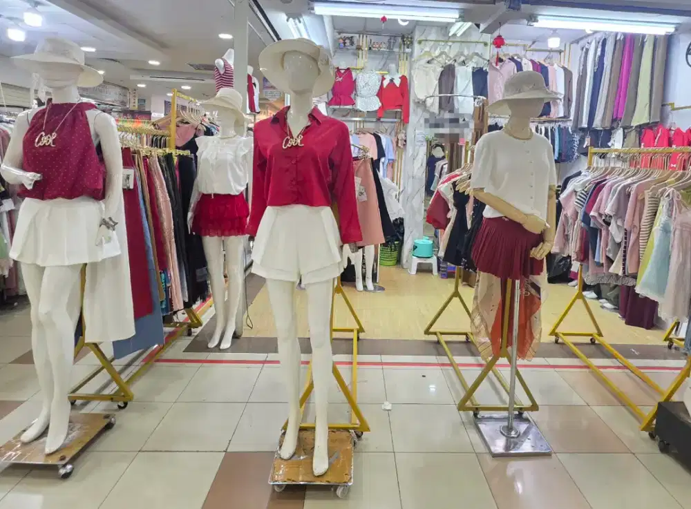 Dijual usaha fashion wanita