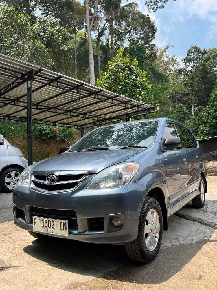 Toyota Avanza 2009 Bensin