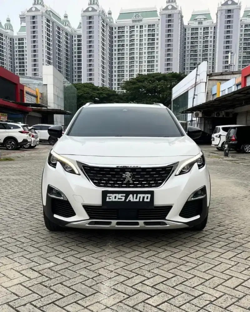 Peugeout 5008 2020
