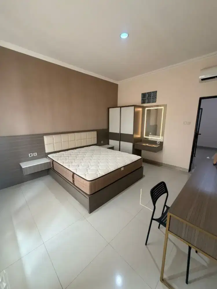 IP3170: Dijual Rumah Dalam Komplek Jelambar