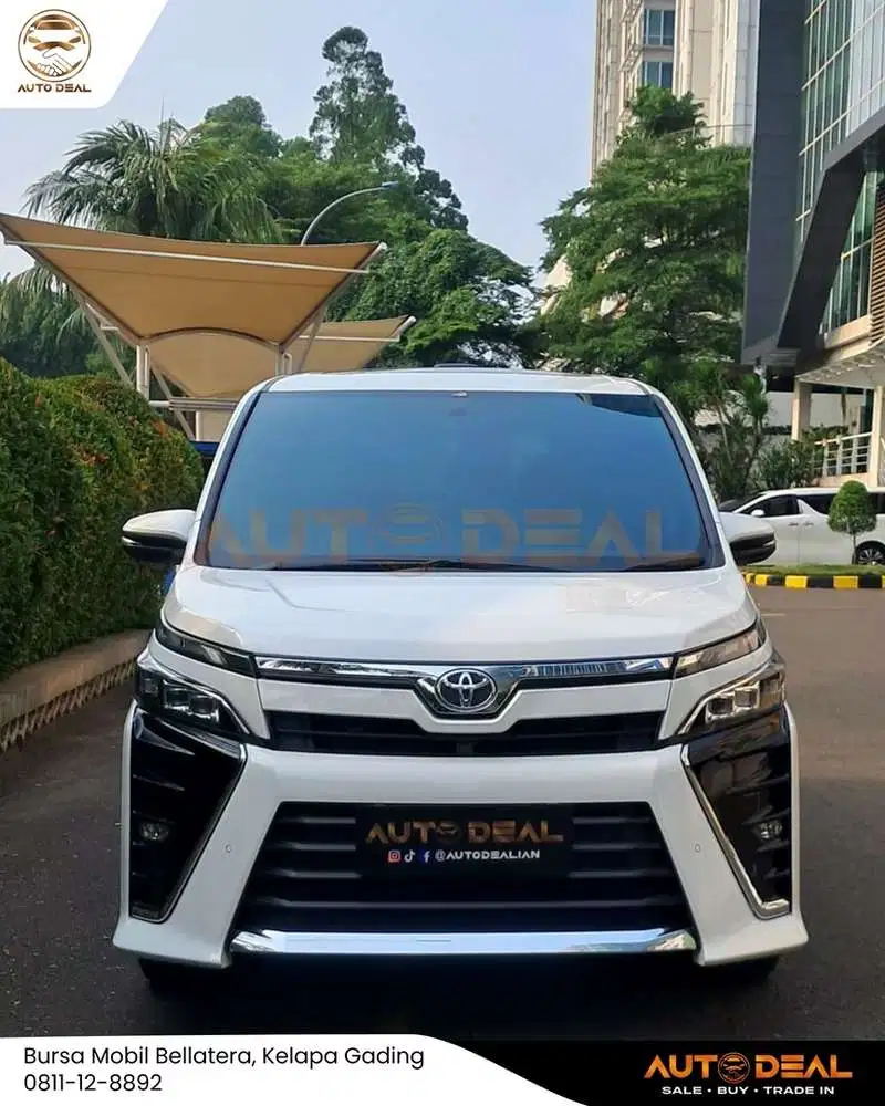 Toyota Voxy 2.0 2018 bukan serena pake 19