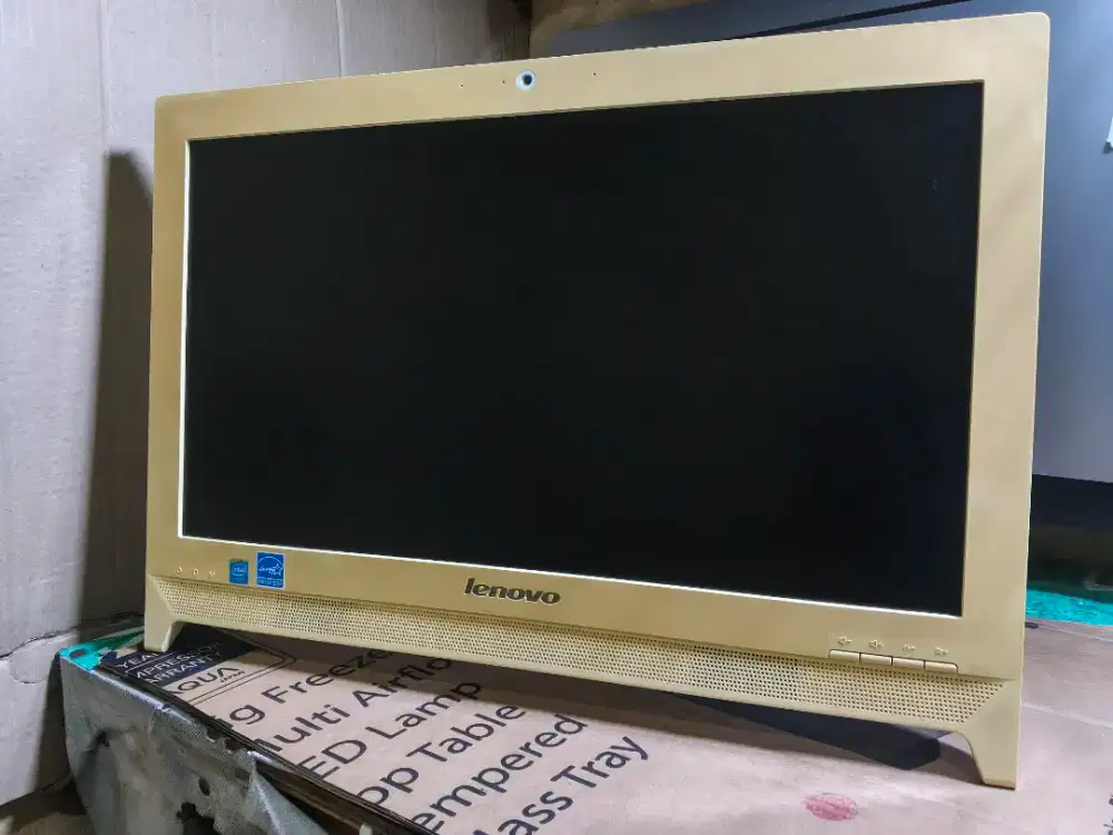 PC AIO LENOVO C260 CPU CELERON 4GB RAM 509 GB HDD 19.5 LED DISPLAY