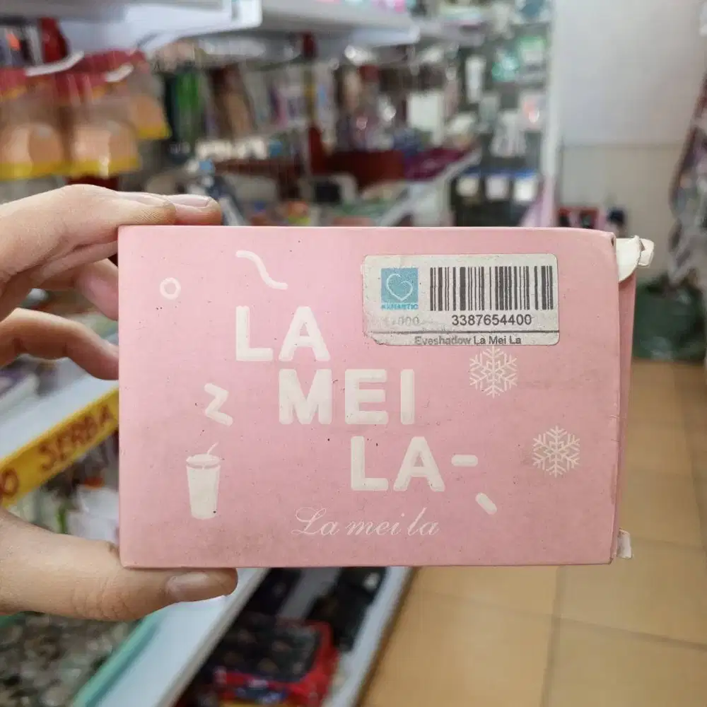 EYESHADOW LAMEILA – CANTIK & PIGMENTASI MENARIK