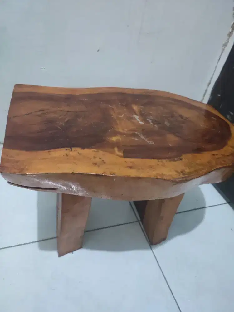Meja Kopi / Bangku Kayu Trembesi Alami